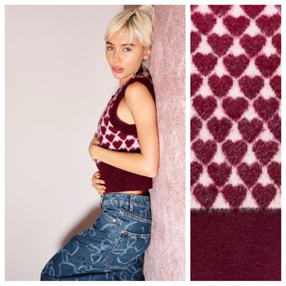 NWT. Zara Red/Pink Hearts Jacquard Knit Vest Sleeveless Top. Size L. - Picture 2 of 12